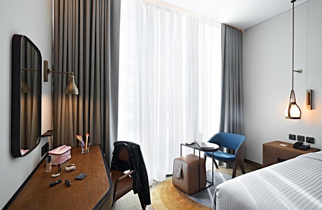 Revier Hotel Dubai Exterior photo